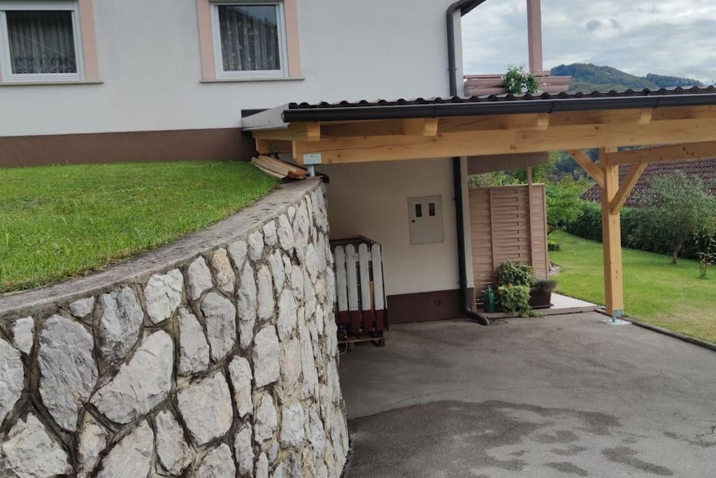Veronika'S House Je Prijeten, Miren Apartma V Naravi, Blizu Mesta Celje Exterior photo